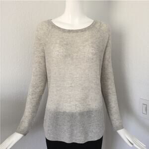Vince 100% Cashmere Gray Raglan Knit Crew Neck Sweater Size Small